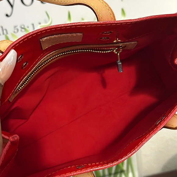 ❌SOLD❌ VINTAGE Louis Vuitton 2006 Monogram Vernis Lead PM Hand Bag Red Rouge ❤️✨ - Picture 4 of 16